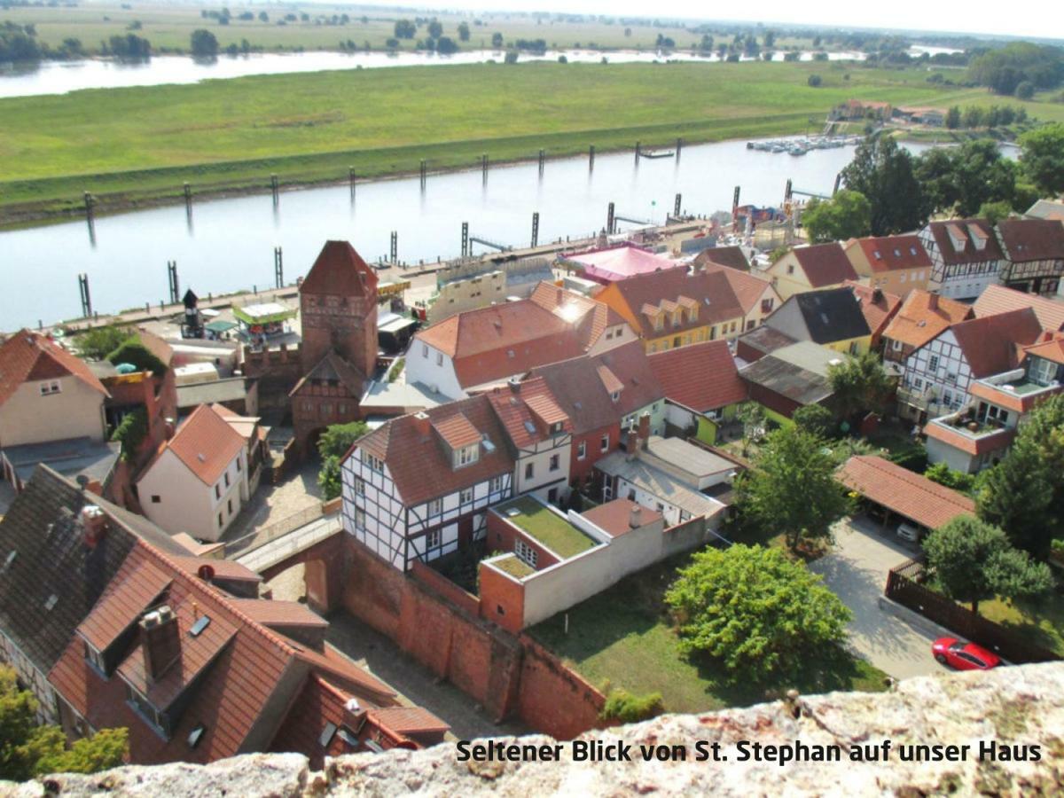 Haus Zur Eselsbruecke Apartamento Tangermünde Exterior foto