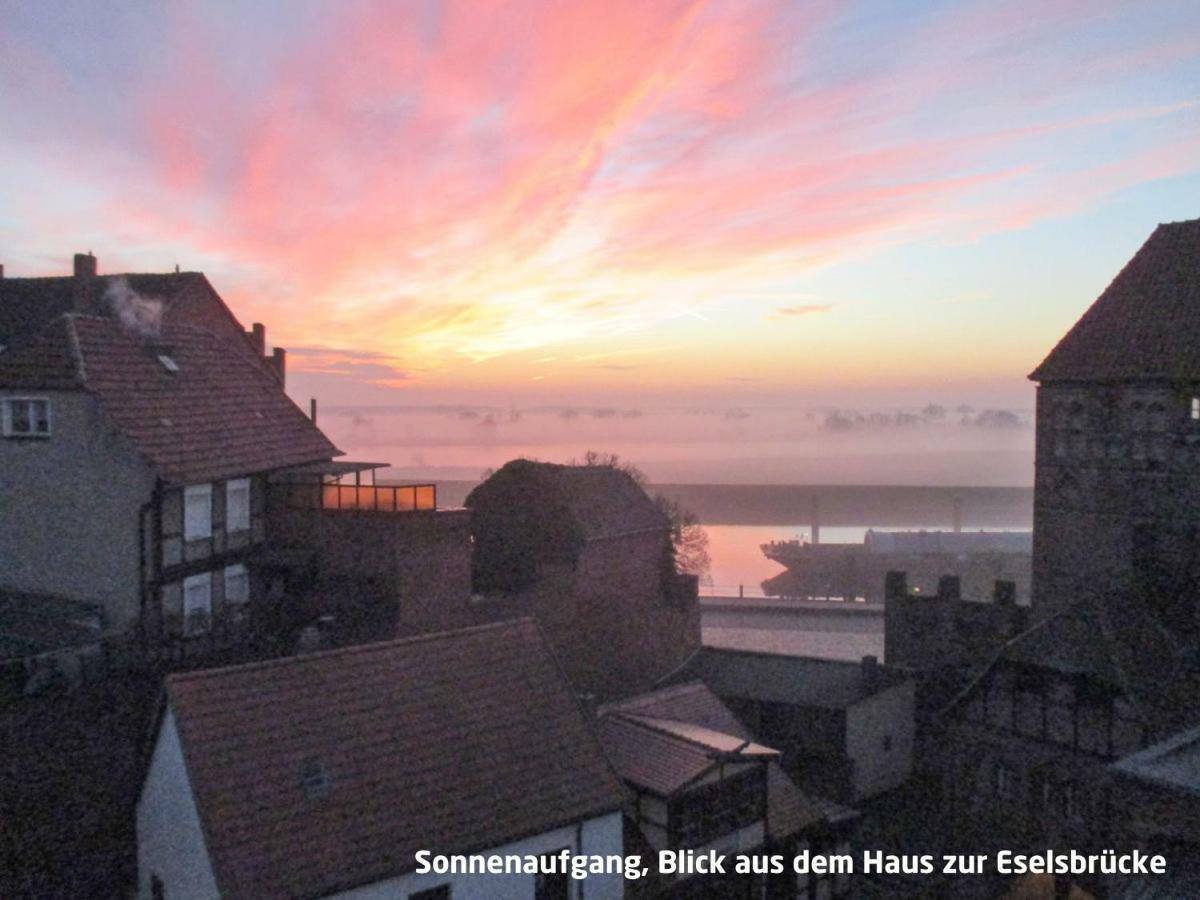 Haus Zur Eselsbruecke Apartamento Tangermünde Exterior foto